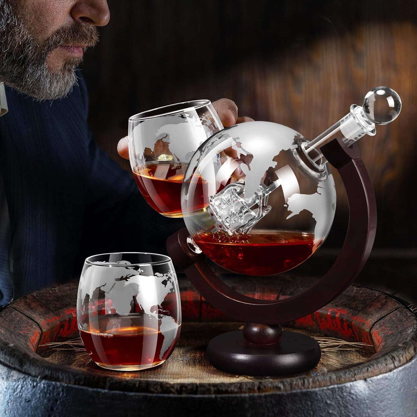 Whiskey Decanter Sets for Men, Whiskey Decanter Globe Set with 2 Etched Globe Whisky Glasses for Liquor, Bourbon, Cocktails, Vodka, Scotch liquor decanter Sets - 850ml
